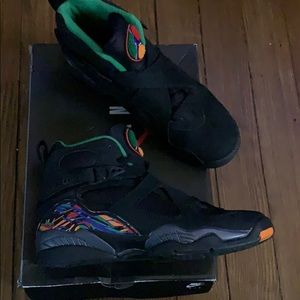 New Authentic Air Jordan Retro 8 Size Y 6 1/2, W 8